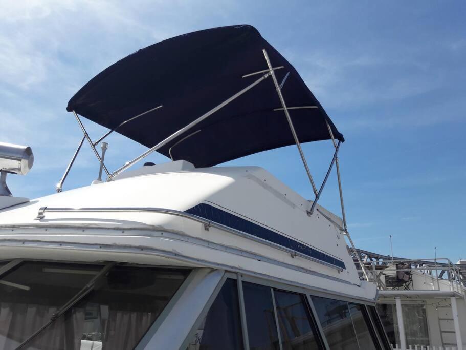 Hotel Waterfront 32' Bayliner Yacht Providence Esterno foto